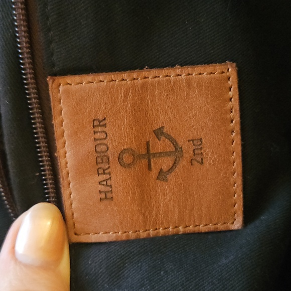 Harbour 2nd Leather Woven Tote with Anchor Charm - Picture 8 of 14